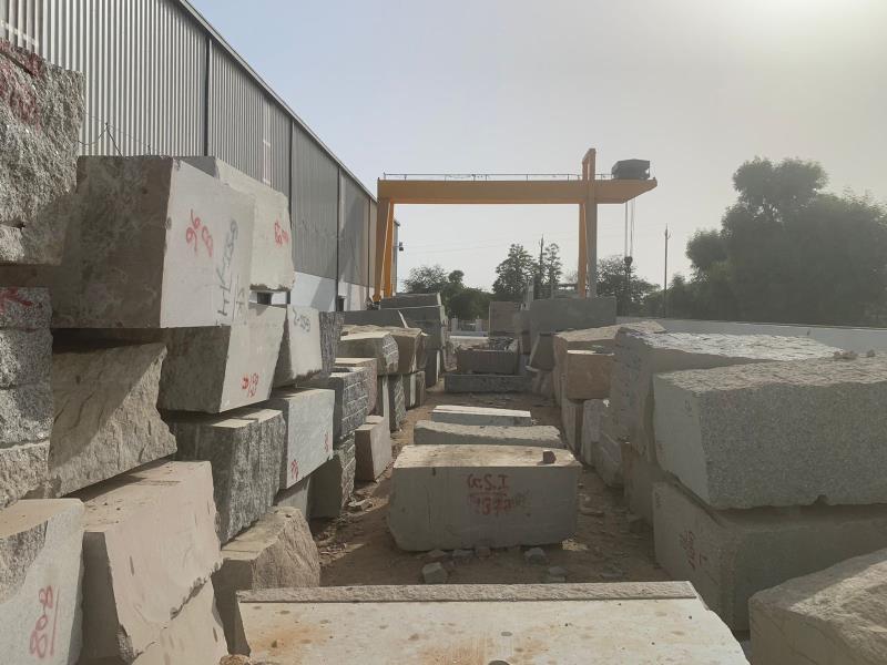 استخراج و فرآوری سالانه ۵۷۰ هزار تن سنگهای تزئینی و ساختمانی در کرمان استخراج و فرآوری سالانه ۵۷۰ هزار تن سنگهای تزئینی و ساختمانی در کرمان