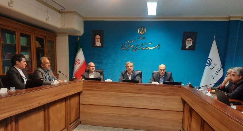 استاندار مرکزی: بخش عمدهای از واردات استان مرکزی مواد اولیه و تجهیزات خط تولید است استاندار مرکزی: بخش عمدهای از واردات استان مرکزی مواد اولیه و تجهیزات خط تولید است