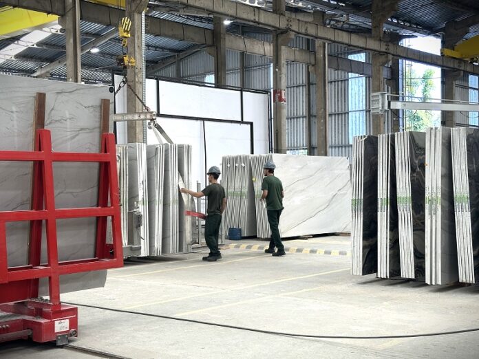 رشد بخش سنگ ساختمانی علیرغم تعرفه های آمریکا در مقابل نگرانی از کاهش صادرات گرانیت و مرمر